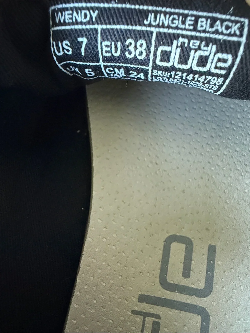 Hey Dude pre owned